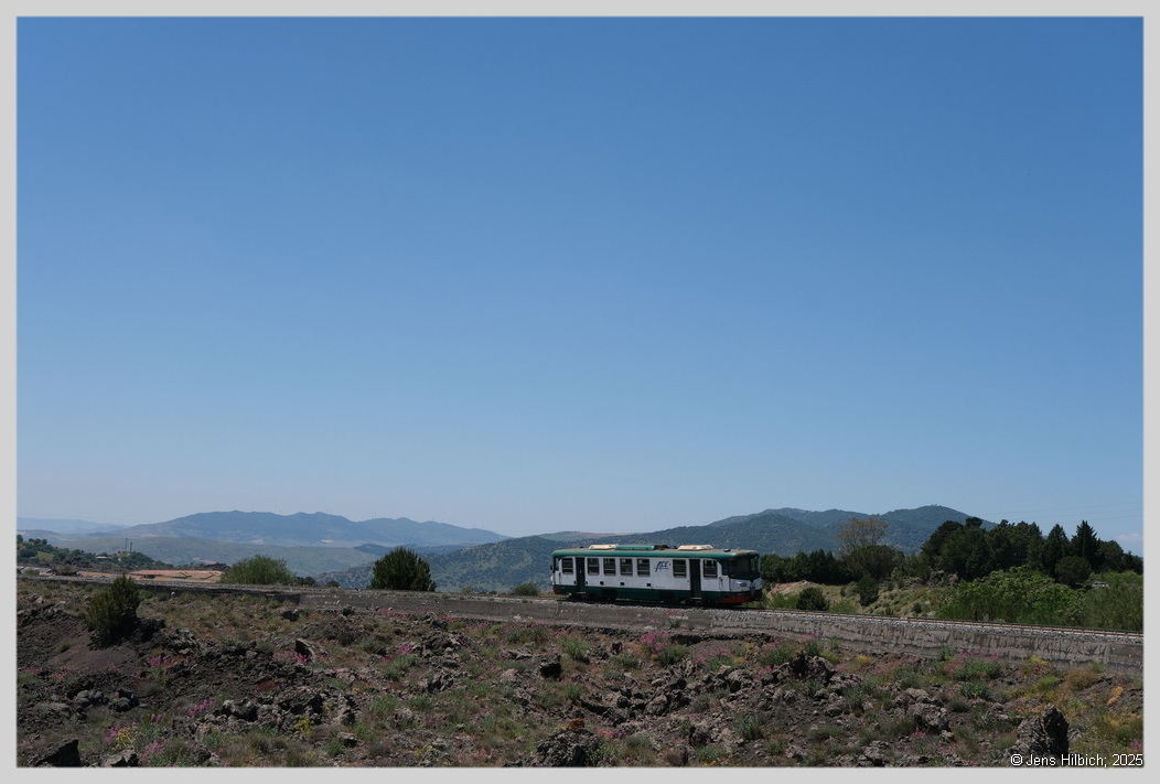http://www.eisenbahn-und-mehr.de/Bilder/DSO/2025_Sizilien/2025-05-22%2012-56-06%20-%20DSCF2956.JPG