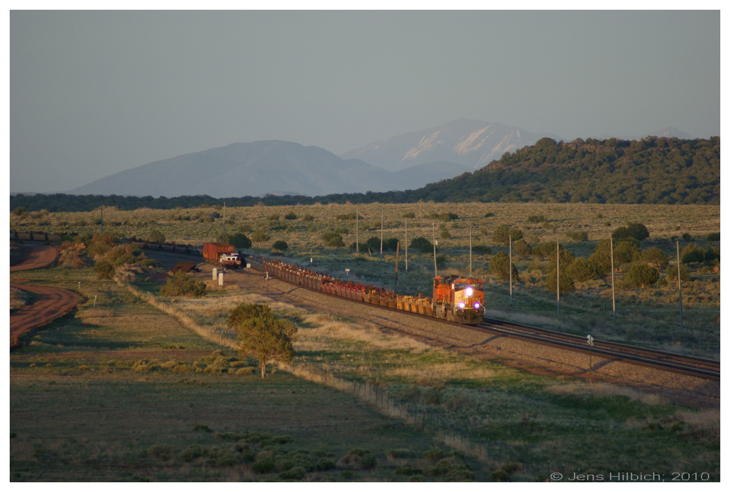 http://www.eisenbahn-und-mehr.de/Bilder/USA_Urlaub/2010/Tag12/2010-06-03%2019-30-15%20-%20DSC06971%20JH.jpg