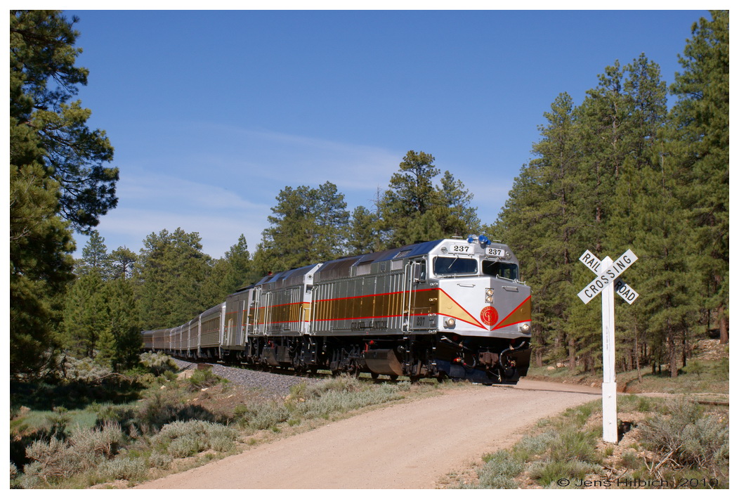 http://www.eisenbahn-und-mehr.de/Bilder/USA_Urlaub/2010/Tag13/2010-06-04%2015-39-55%20-%20DSC07129%20JH.jpg