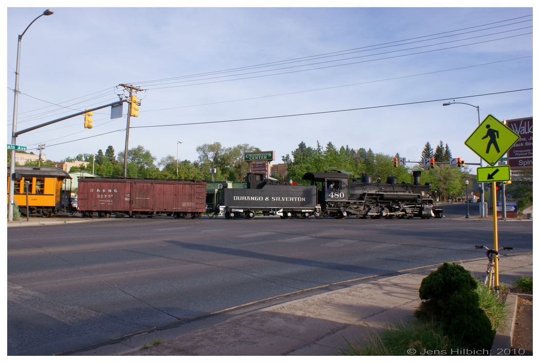 http://www.eisenbahn-und-mehr.de/Bilder/USA_Urlaub/2010/Tag16/2010-06-07%2018-54-58%20-%20DSC07850%20JH.jpg